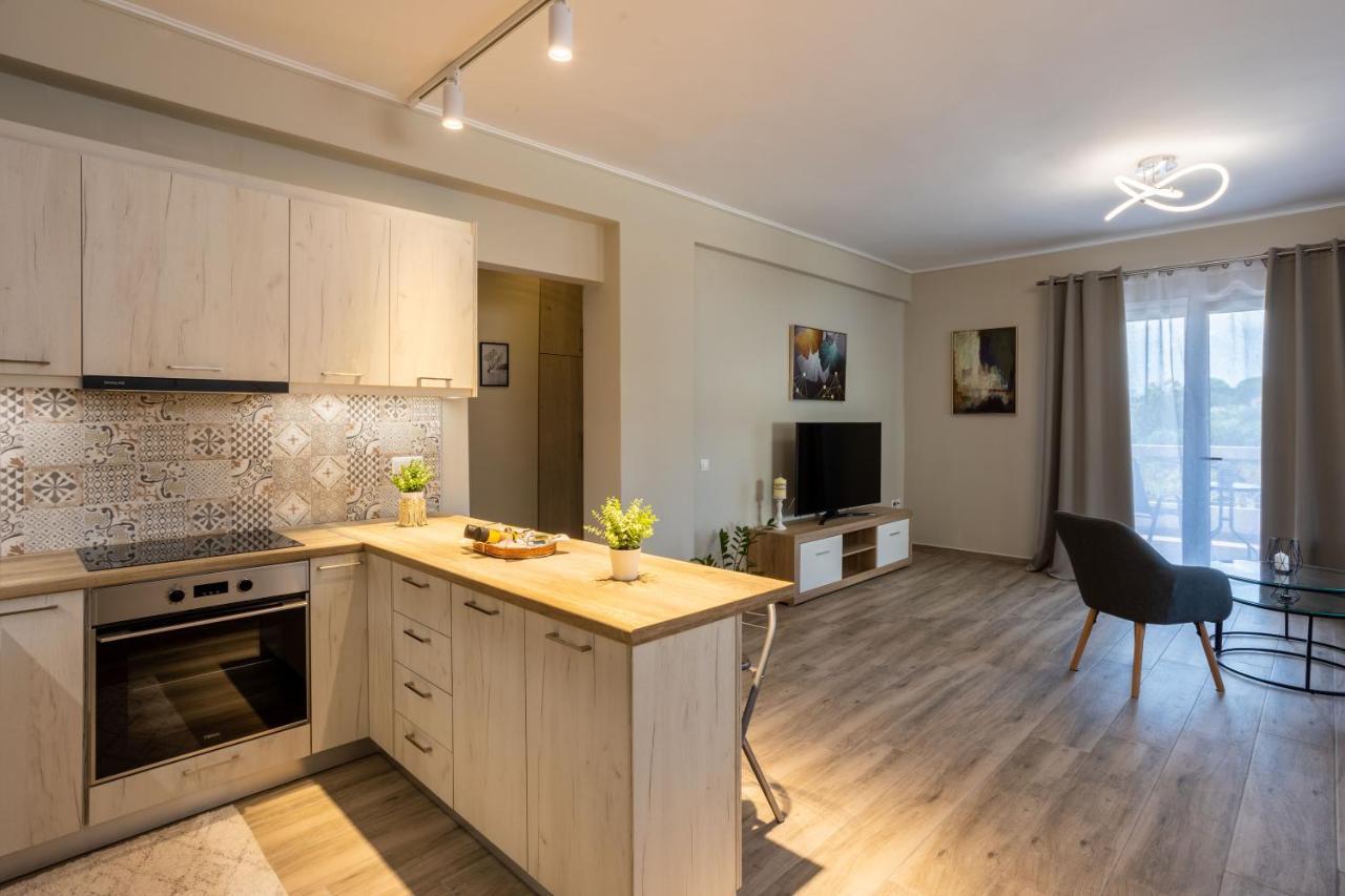 Luxury & Cozy Apartment Messíni Dış mekan fotoğraf