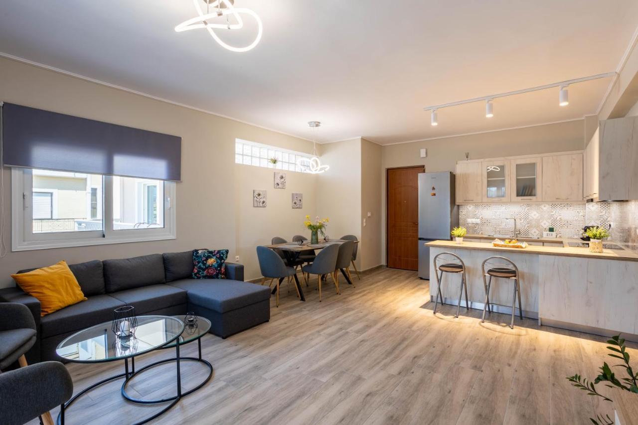 Luxury & Cozy Apartment Messíni Dış mekan fotoğraf