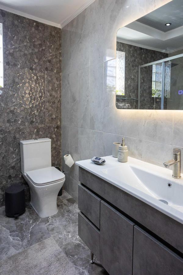 Luxury & Cozy Apartment Messíni Dış mekan fotoğraf